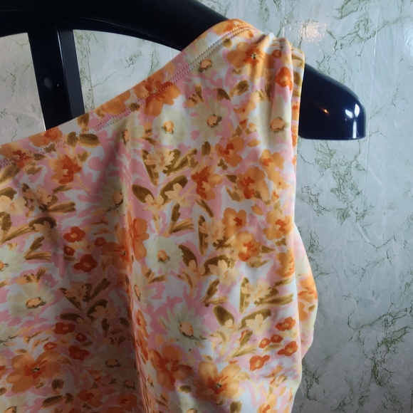 Kona Sol Beautiful Floral 1 Piece Swimsuit - Picture 3 of 12